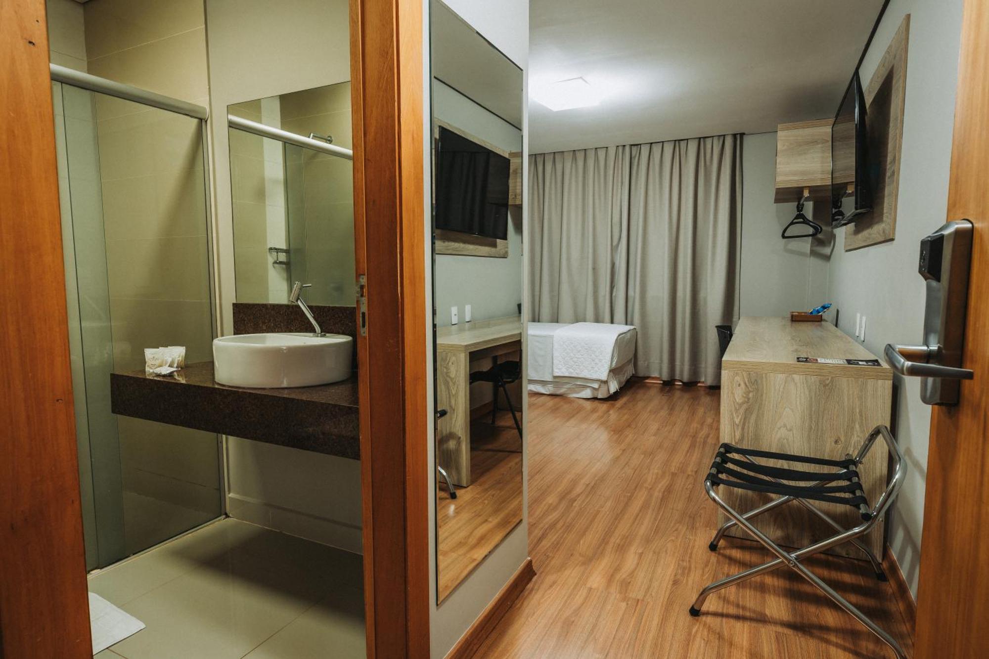 Catuai Hotel Cacoal Eksteriør billede