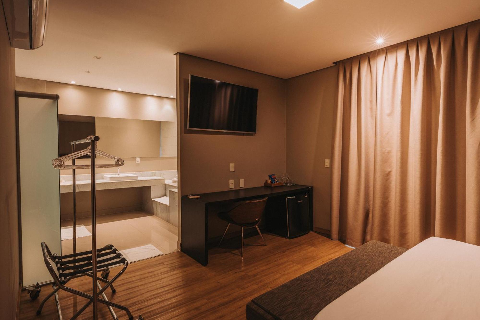 Catuai Hotel Cacoal Eksteriør billede